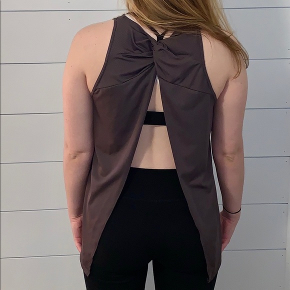 Purple open-back exercise shit - Picture 3 of 3